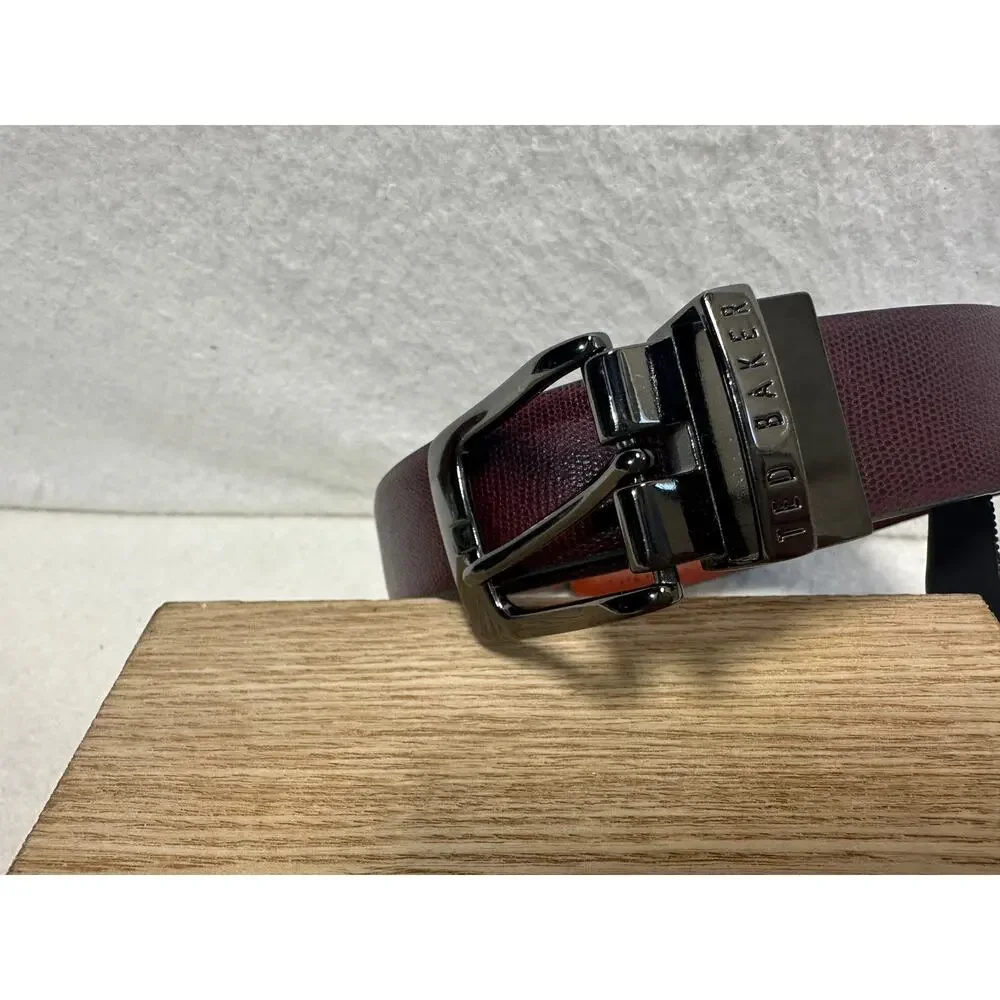 Ted Baker Textured Leather Reversible Belt Gunmetal Buckle Men's SZ 38